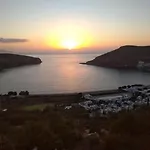 Salty House At Sifnos Tatil Evi